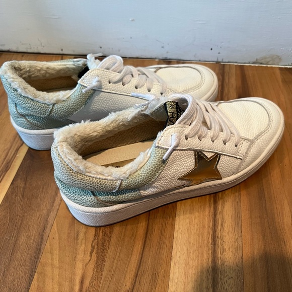 Vintage Havana Zaria faux fur lined sneakers, size 6.5, GUC, women’s - Picture 2 of 10